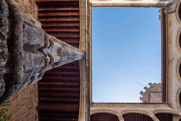 CASTILLO MANZANARES PATIO ARMAS (4)